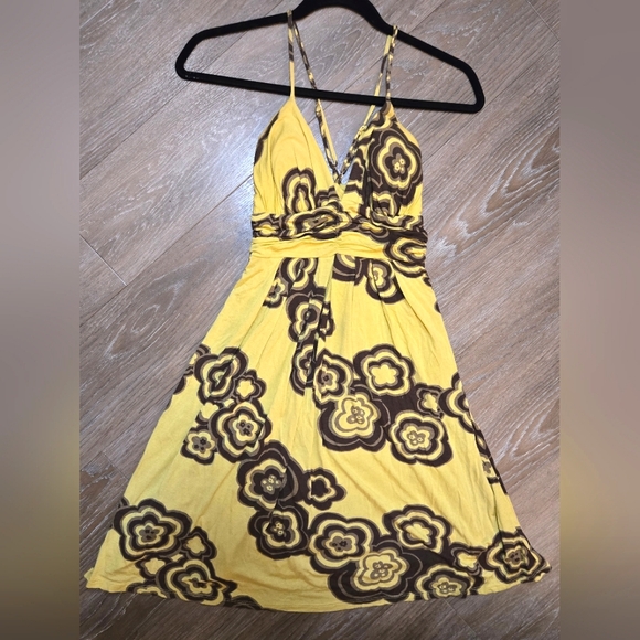 ✨️HOST PICK✨️ Y2K Yellow Floral Summer Dress by Rubber Ducky Productions Inc. - Picture 12 of 12